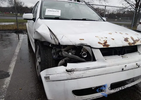 2001 Volkswagen Jetta Gls 1.8L Turbo из США, поврежденный, VIN 3VWSD29M71M070055